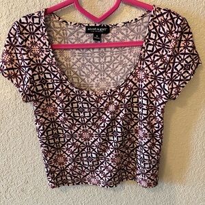 About A Girl Geometric Patterned Crop Top